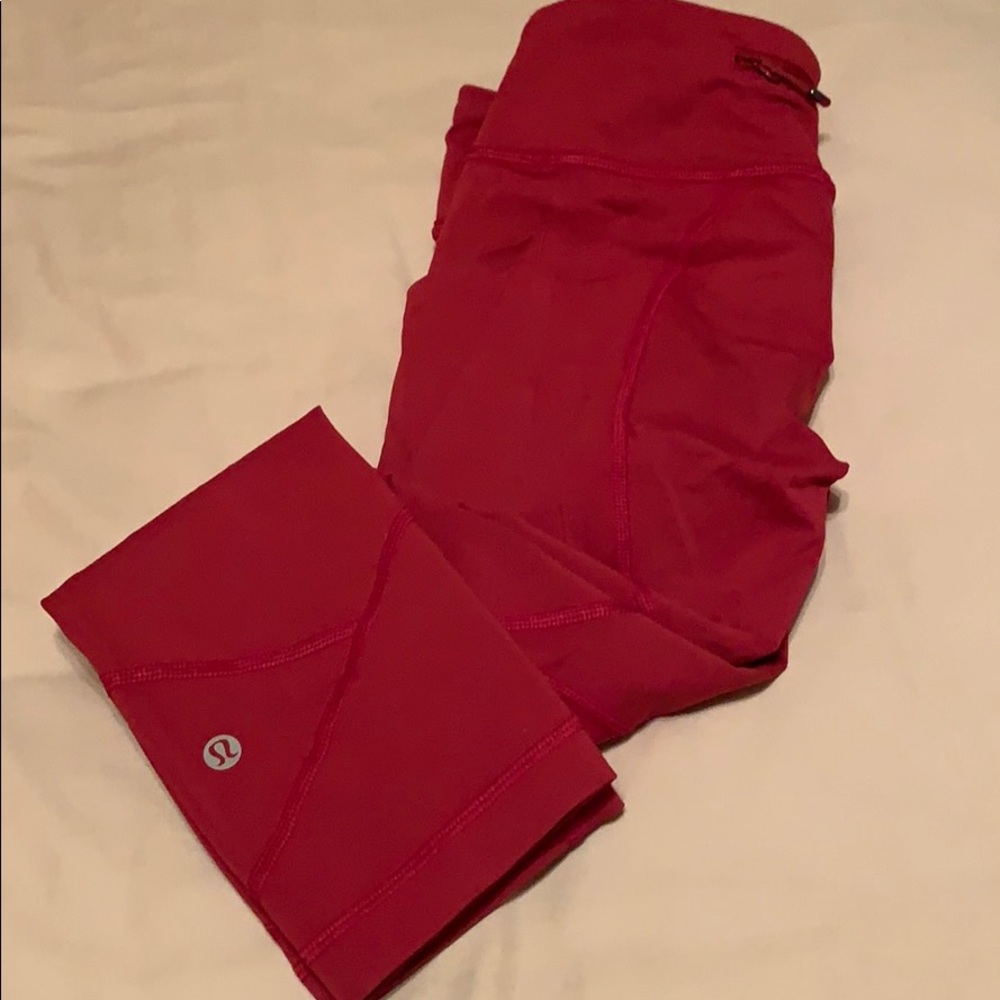 Lululemon run crop